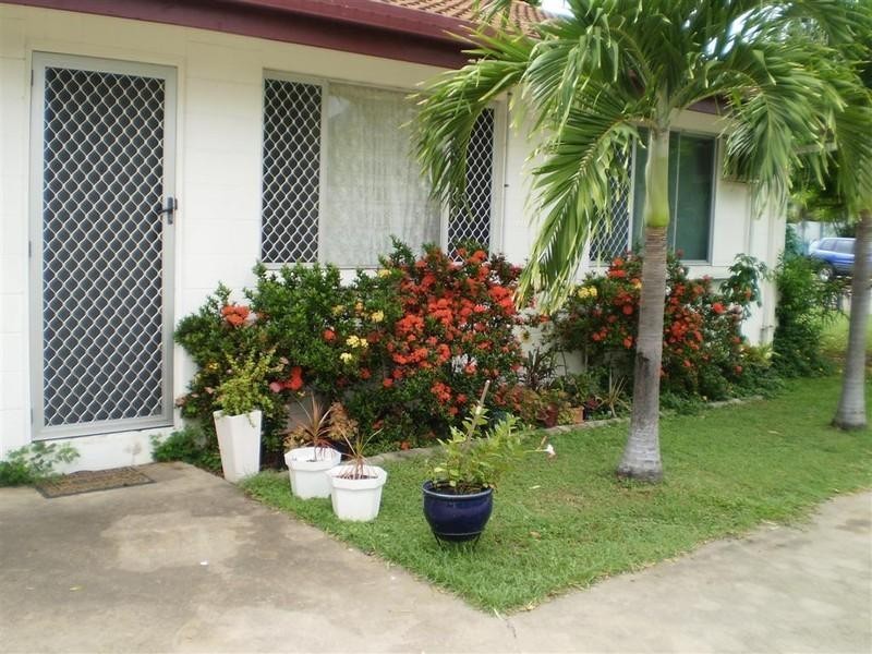 1/6 Viles Street, Rosslea QLD 4812