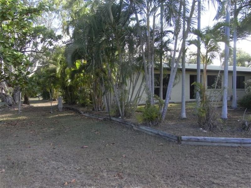 181 Ocean Parade, Balgal Beach QLD 4816