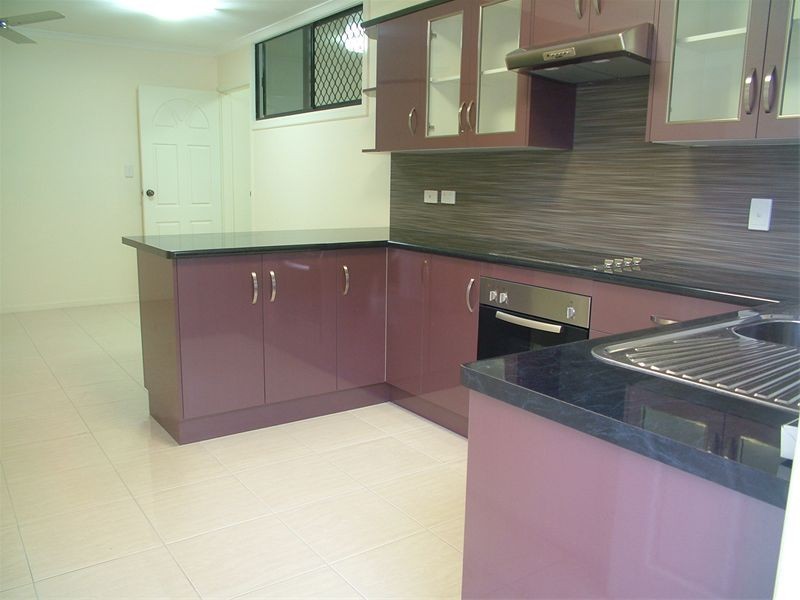 21 Warburton Street, North Ward QLD 4810