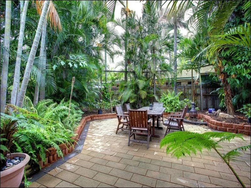 4 Vesterman Court, Bushland Beach QLD 4818