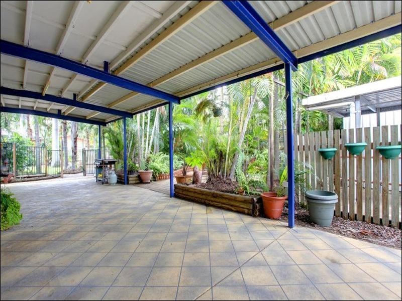 4 Vesterman Court, Bushland Beach QLD 4818