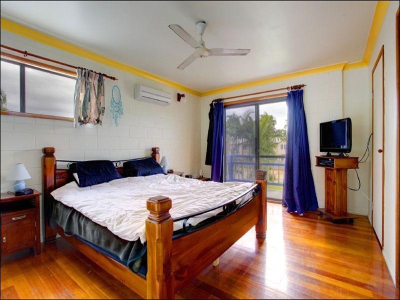 4 Vesterman Court, Bushland Beach QLD 4818