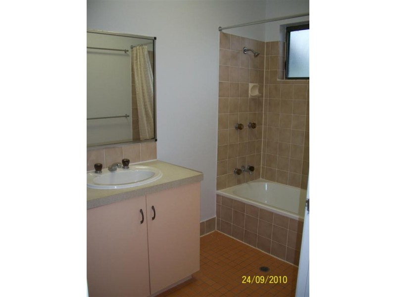 1/146 Queens Road, Hermit Park QLD 4812