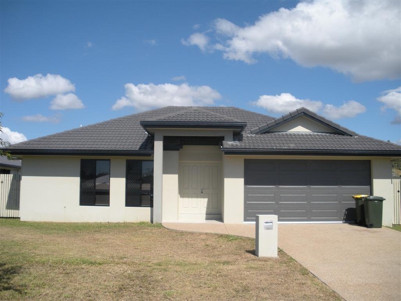 22 Anchorage Court, Bushland Beach QLD 4818