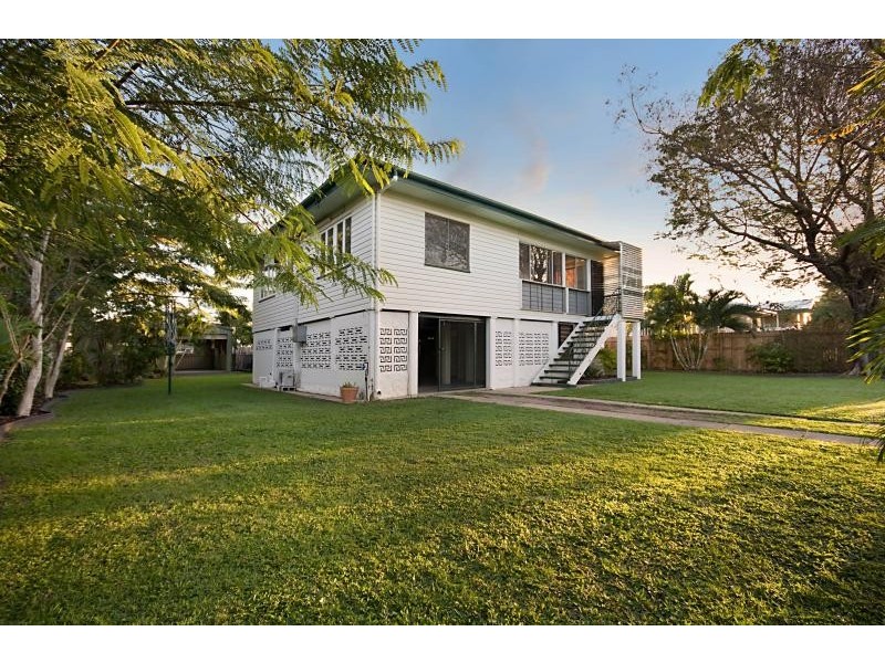 48 Cooper Street, Currajong QLD 4812