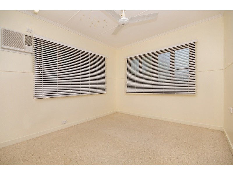 48 Cooper Street, Currajong QLD 4812