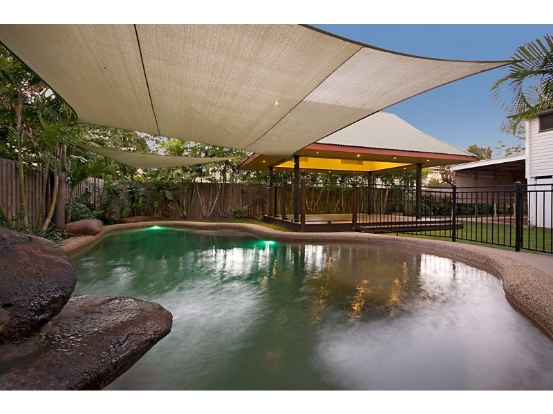 48 Cooper Street, Currajong QLD 4812