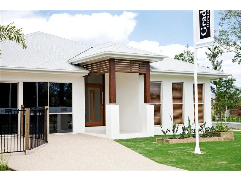 24 Dunlop Street, Kelso QLD 4815