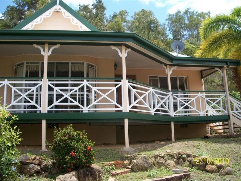 2 Sandalwood Court, Mount Louisa QLD 4814