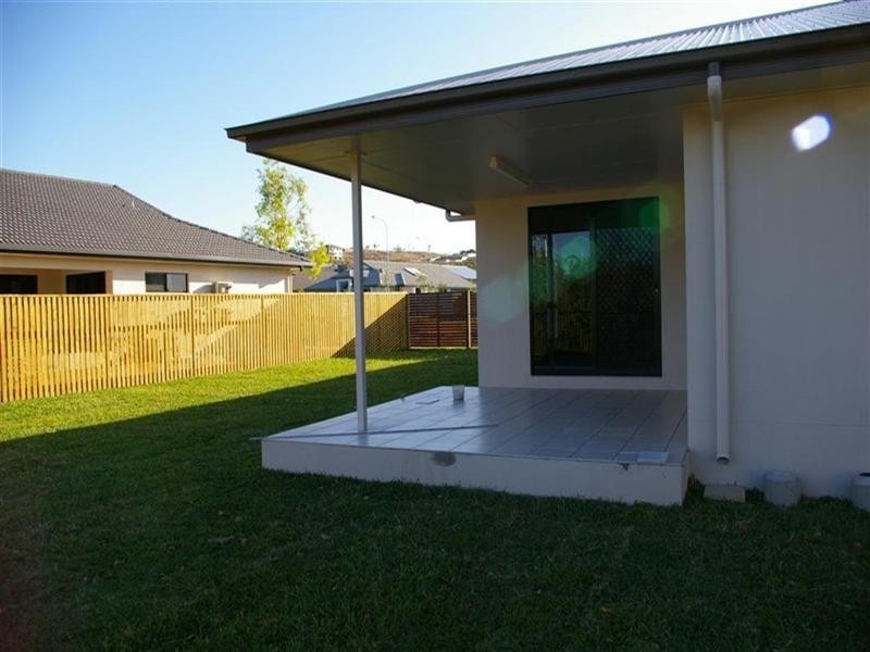 63 Anchorage Street, Bushland Beach QLD 4818