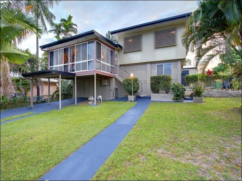 1 Karanya Street, Mount Louisa QLD 4814