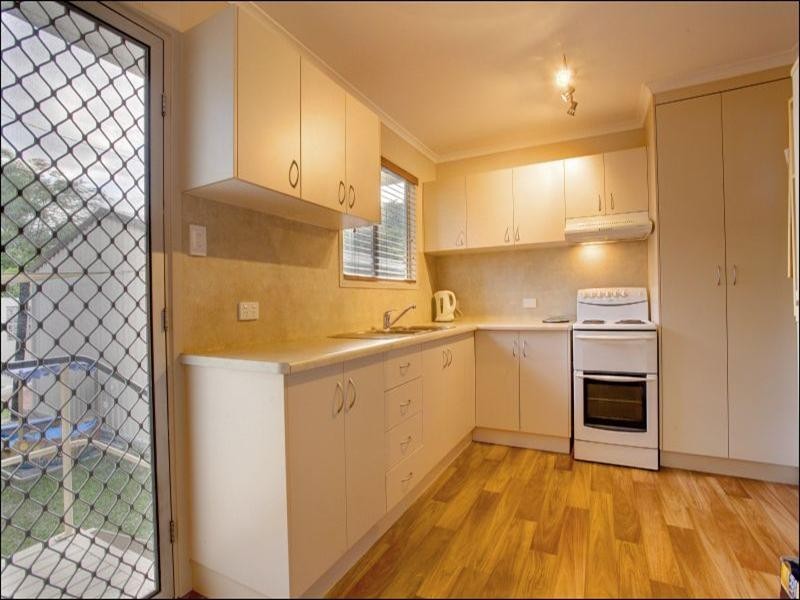 1 Karanya Street, Mount Louisa QLD 4814