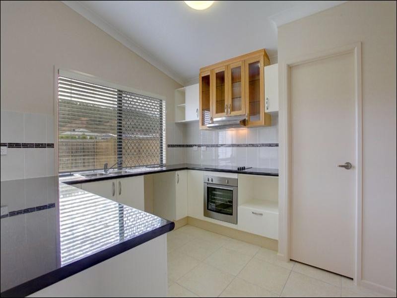 26 Ellsworth Drive, Mount Louisa QLD 4814