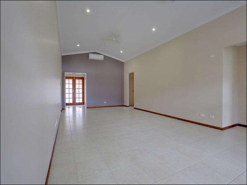 26 Ellsworth Drive, Mount Louisa QLD 4814