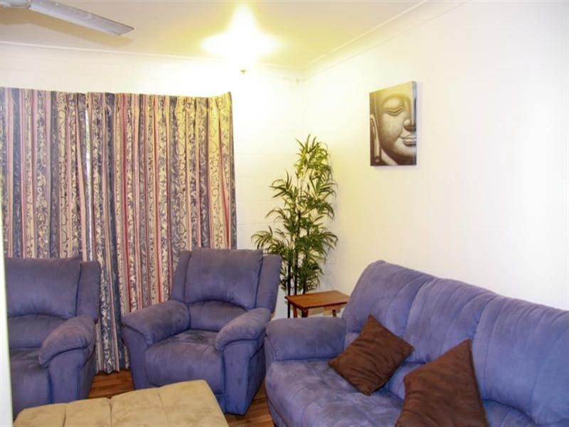 11 Sentosa Court, Kelso QLD 4815