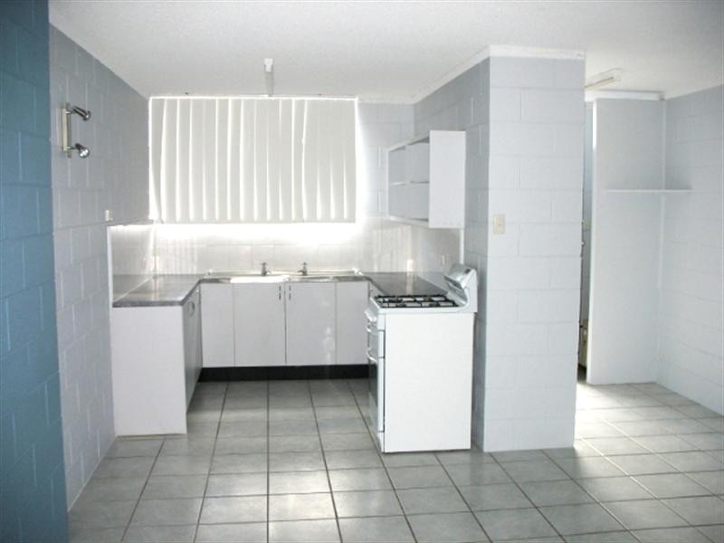 4/4 Cambridge Street, Currajong QLD 4812