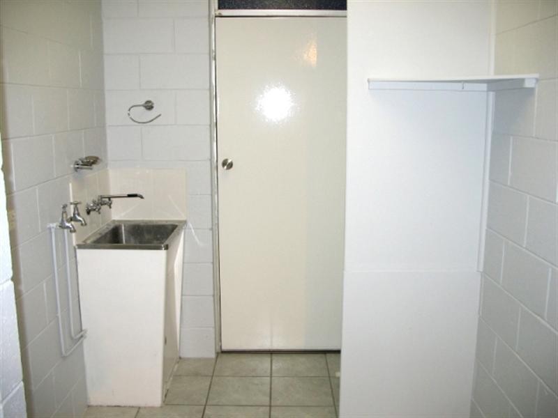 4/4 Cambridge Street, Currajong QLD 4812