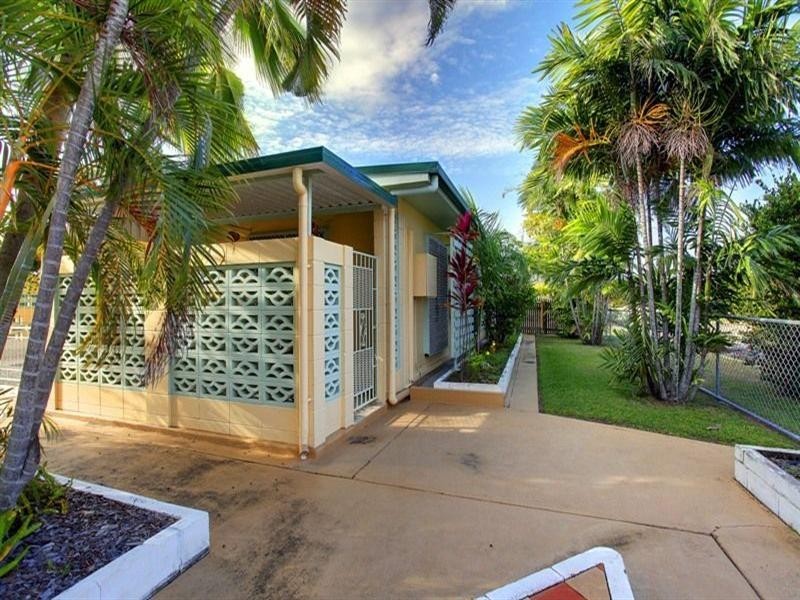22 Sunderland Street, Garbutt QLD 4814