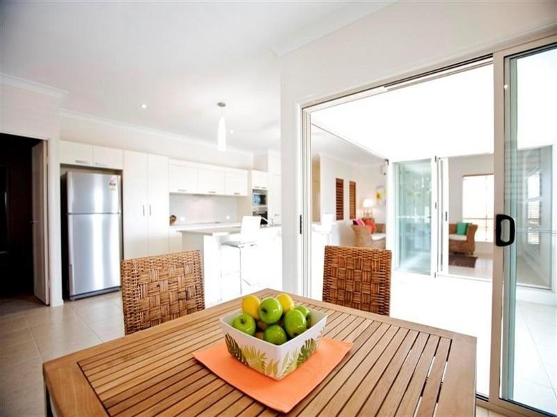 24 Dunlop Street, Kelso QLD 4815