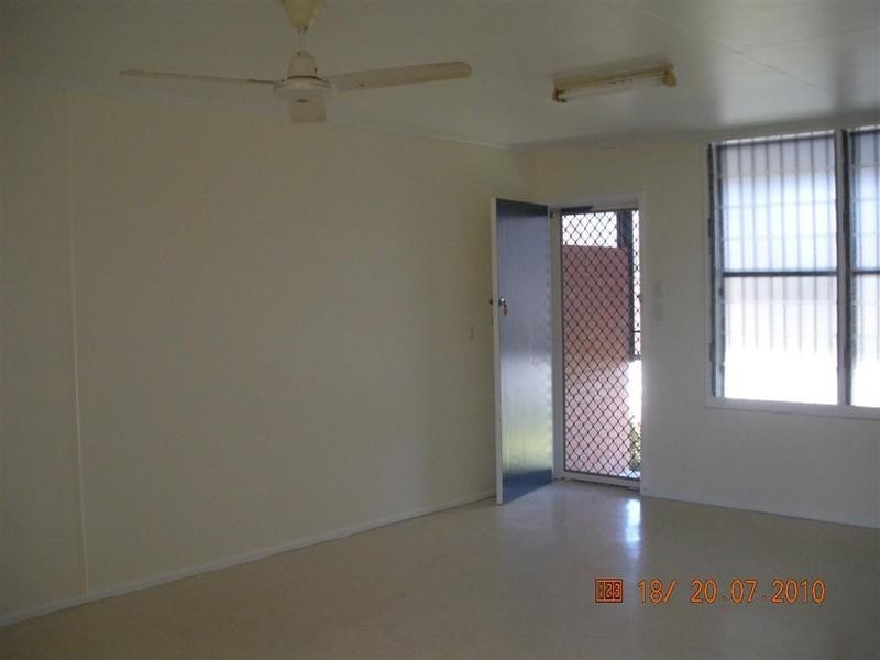 1/28 Grosvenor Street, Pimlico QLD 4812