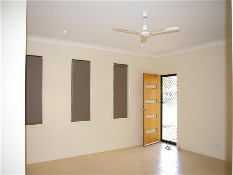 1/33 Gladstone Street, Pimlico QLD 4812