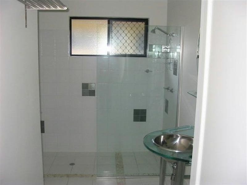 74 Estuary Parade, Douglas QLD 4814