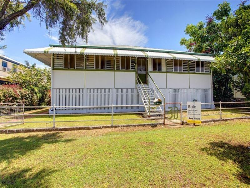 30 Soule Street, Hermit Park QLD 4812