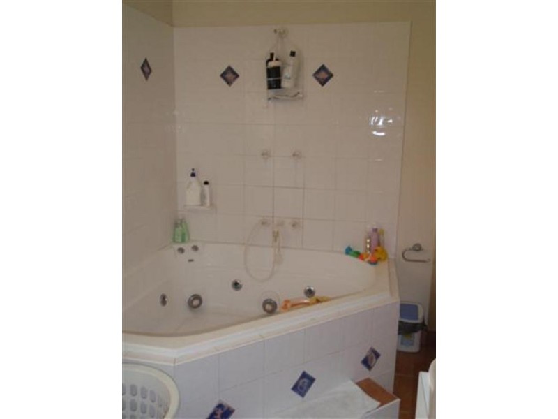 16 Riesling Court, Condon QLD 4815