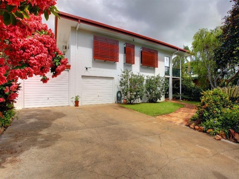 12 Decourcey Street, Mundingburra QLD 4812