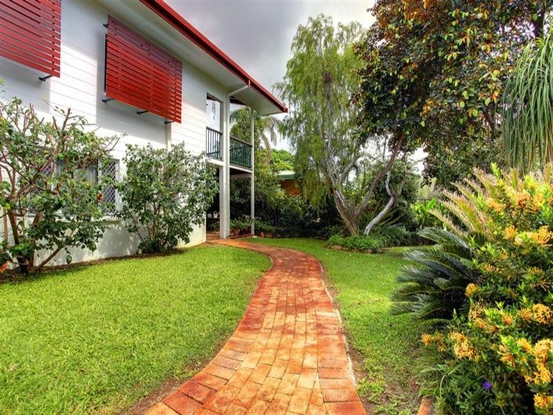 12 Decourcey Street, Mundingburra QLD 4812