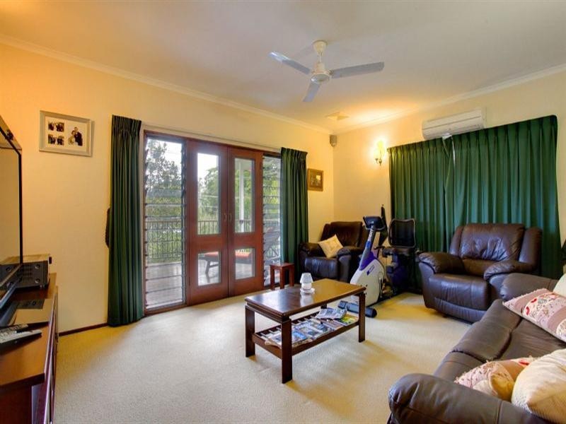 12 Decourcey Street, Mundingburra QLD 4812