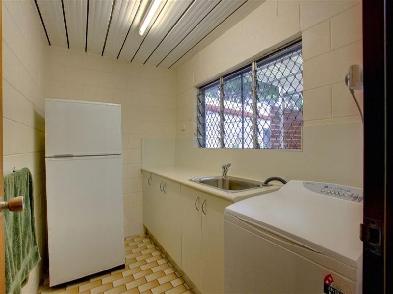 12 Decourcey Street, Mundingburra QLD 4812