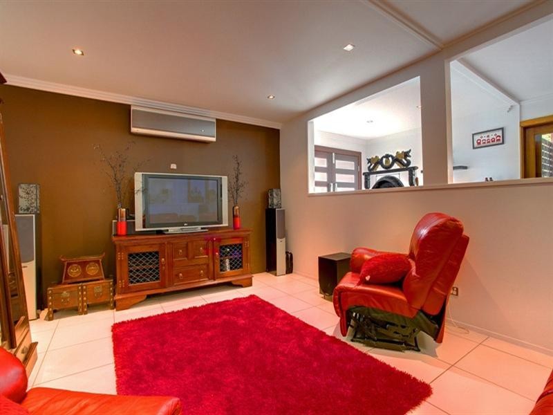 6 Faraday Street, Wulguru QLD 4811