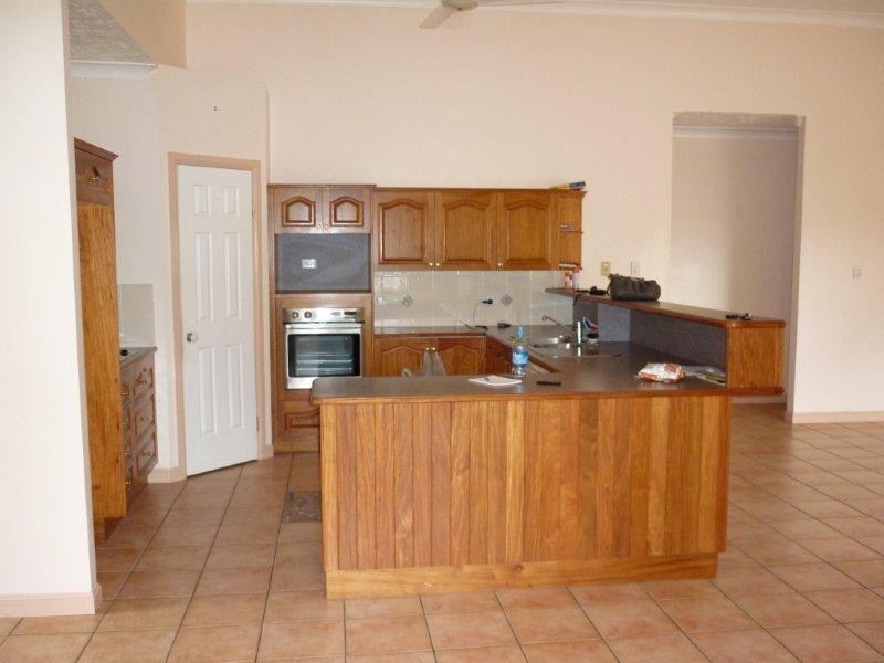 10 Bladensberg Crescent, Annandale QLD 4814