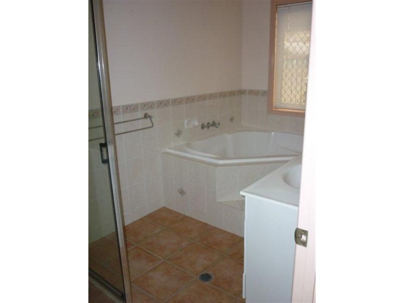 10 Bladensberg Crescent, Annandale QLD 4814