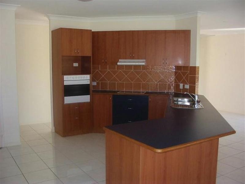 11 Waterford Grove, Idalia QLD 4811