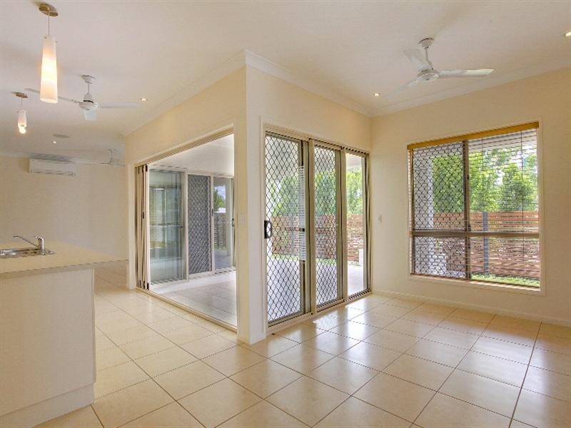 24 Dunlop Street, Kelso QLD 4815