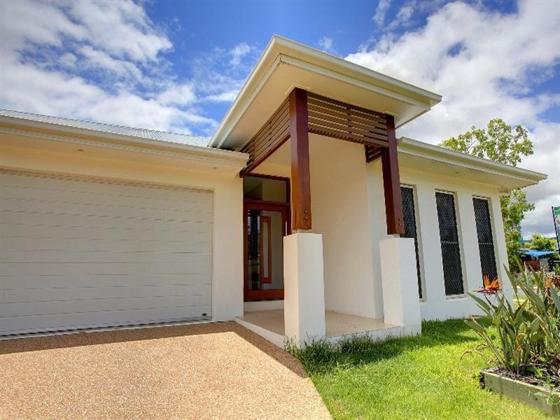 24 Dunlop Street, Kelso QLD 4815