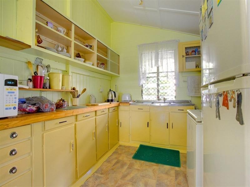 38 Ralston Street, West End QLD 4810