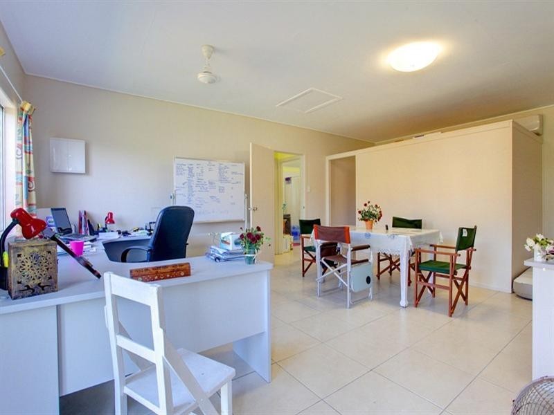 38 Ralston Street, West End QLD 4810