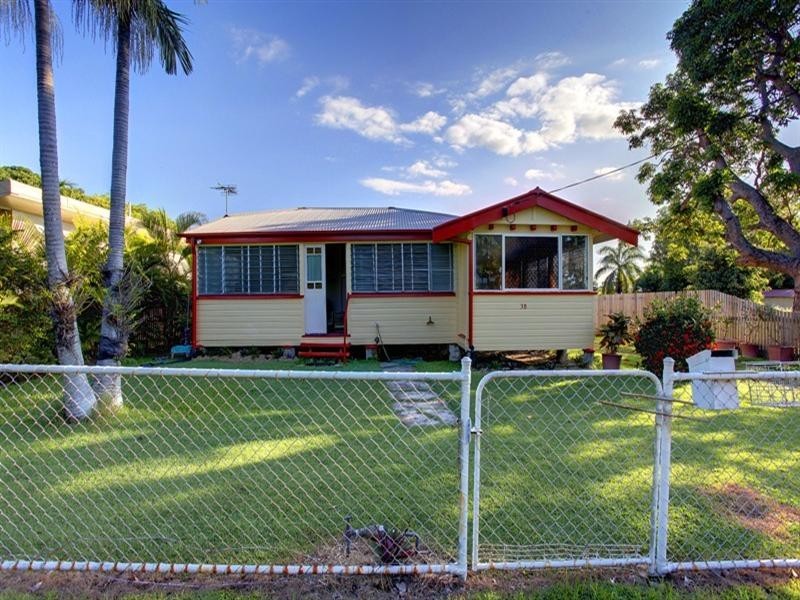 38 Ralston Street, West End QLD 4810