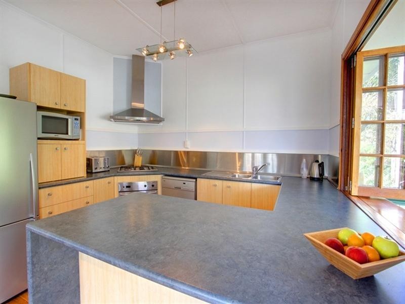 106 Bundock Street, Belgian Gardens QLD 4810