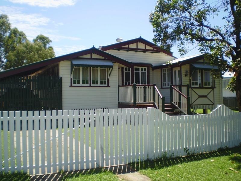 14 Wagner Street, Oonoonba QLD 4811