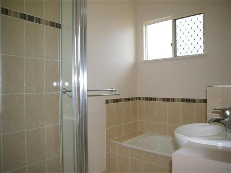 8 Fernbank Parade, Idalia QLD 4811