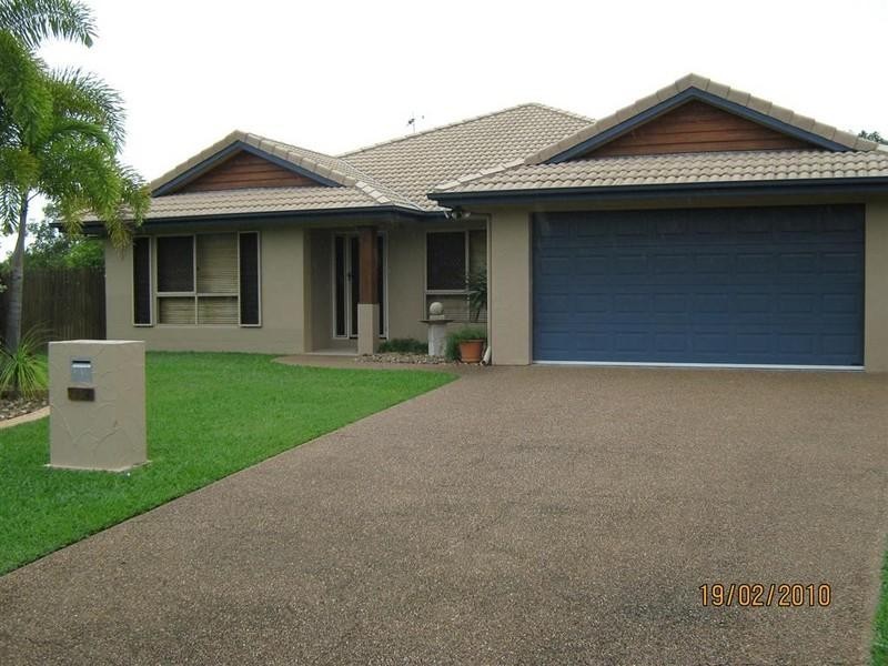 13 Trembath Cresent, Kirwan QLD 4817