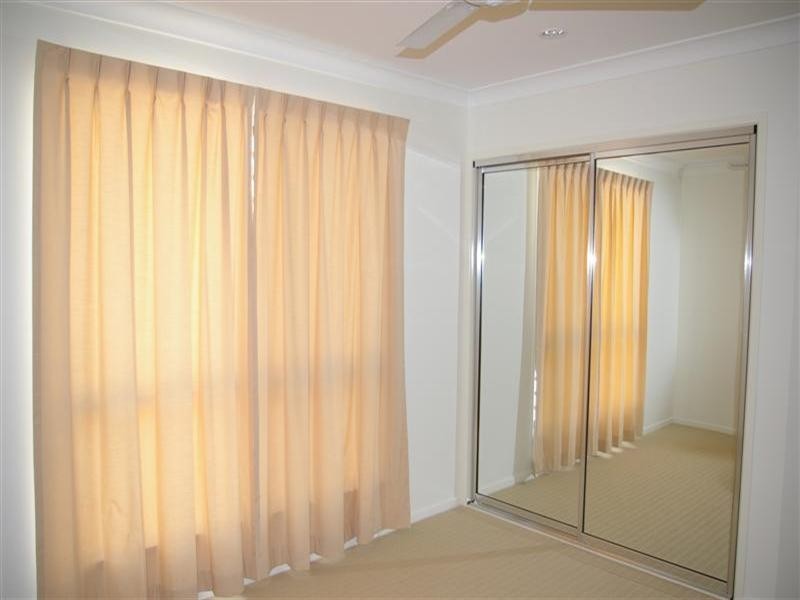 57 Klewarra Boulevard, Douglas QLD 4814