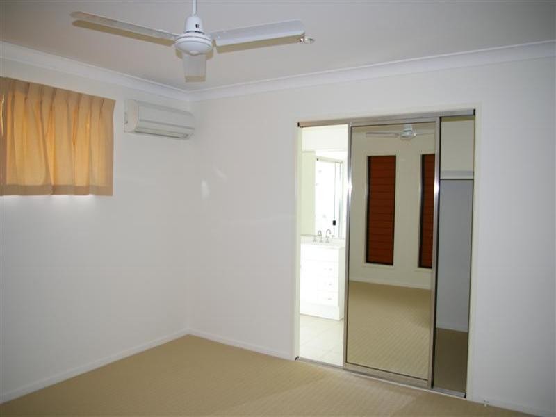 57 Klewarra Boulevard, Douglas QLD 4814