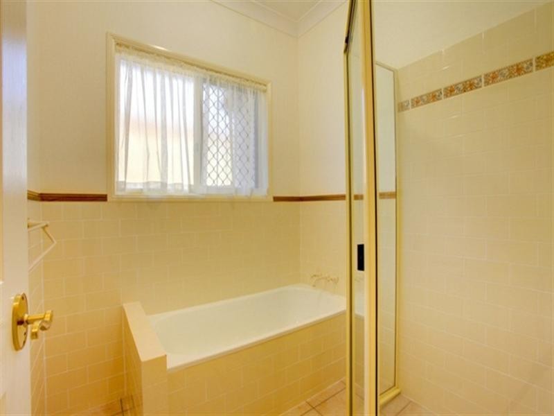 6 Tottenham Court, Kirwan QLD 4817