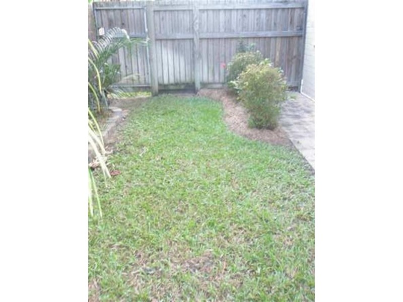 8/45-47 Park Street, Pimlico QLD 4812