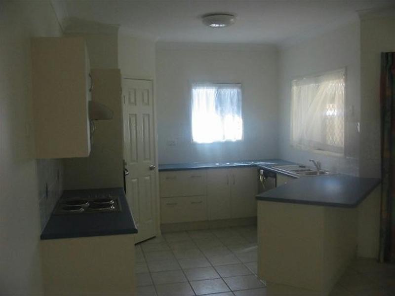 13 Brinkley Court, Mount Louisa QLD 4814